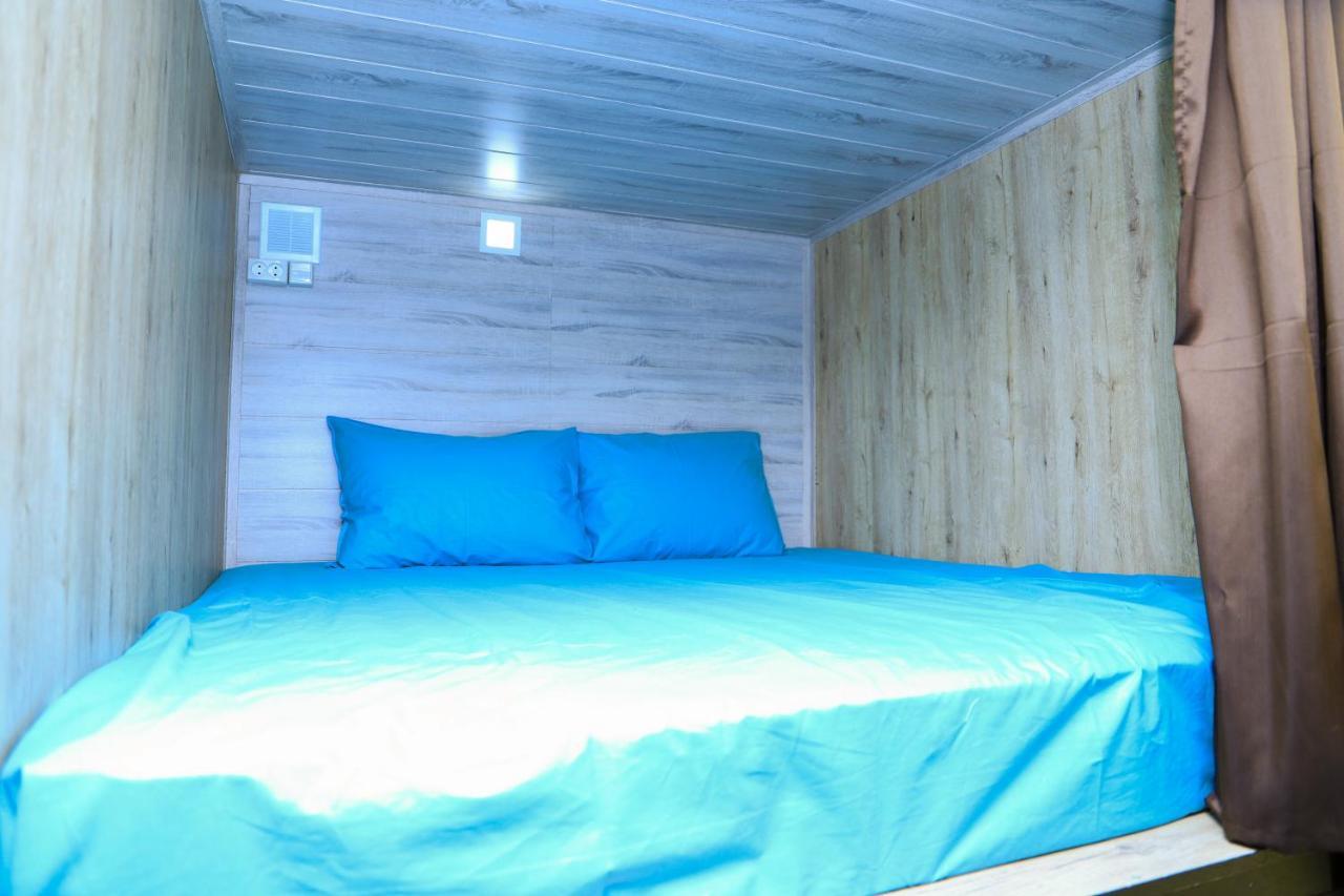 Capsule Hostel Каракол Экстерьер фото