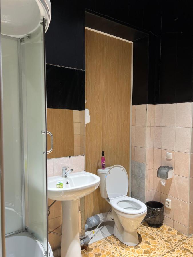 Capsule Hostel Каракол Экстерьер фото