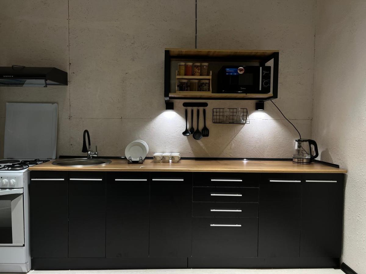 Capsule Hostel Каракол Экстерьер фото